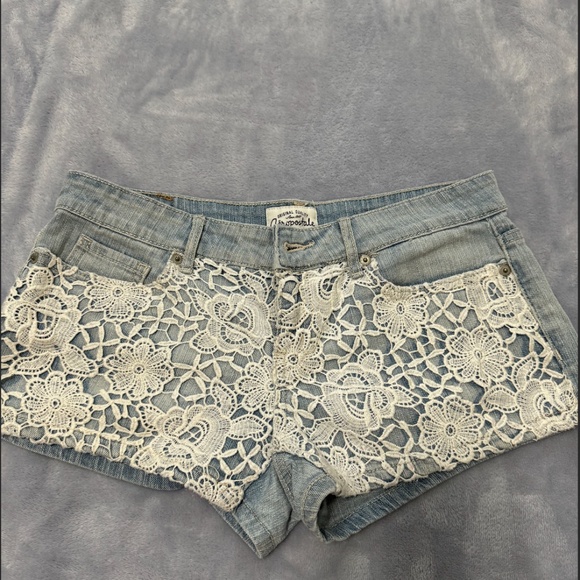 Y2K Preppy Cowgirl lace Aeropostale short shorts - Picture 1 of 3